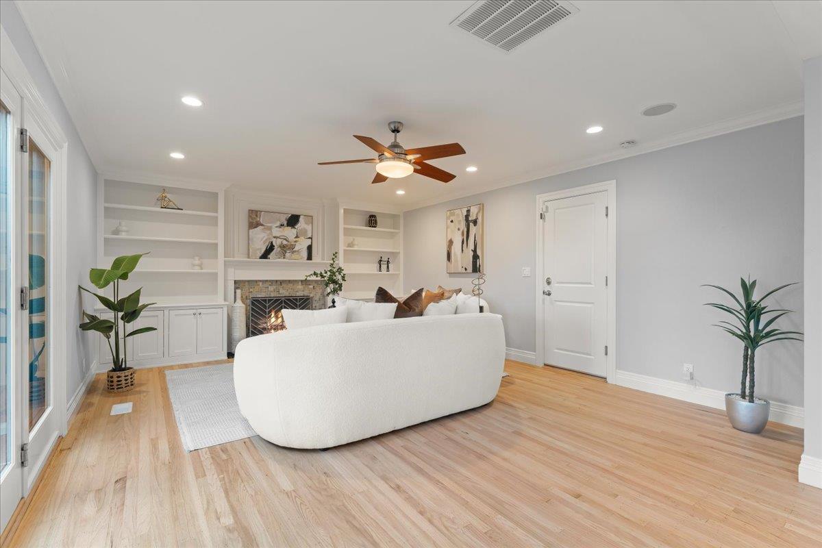 109 Belhaven Drive