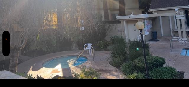 938 La Mesa Terrace E