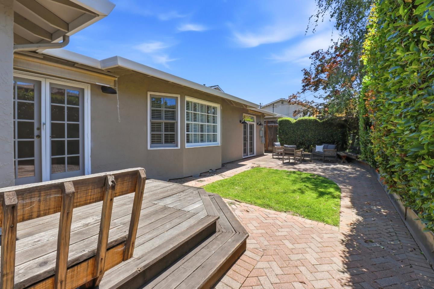 227 Howes Drive