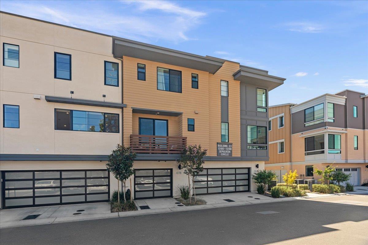 13186 Sepulveda CIR