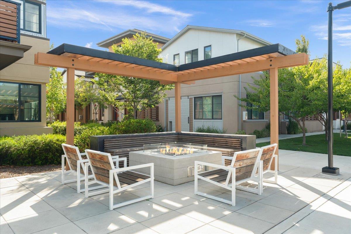 13186 Sepulveda CIR