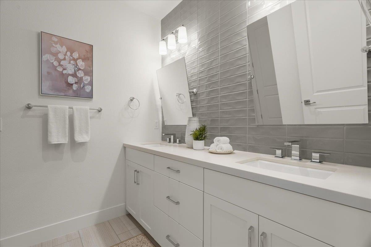 13186 Sepulveda CIR