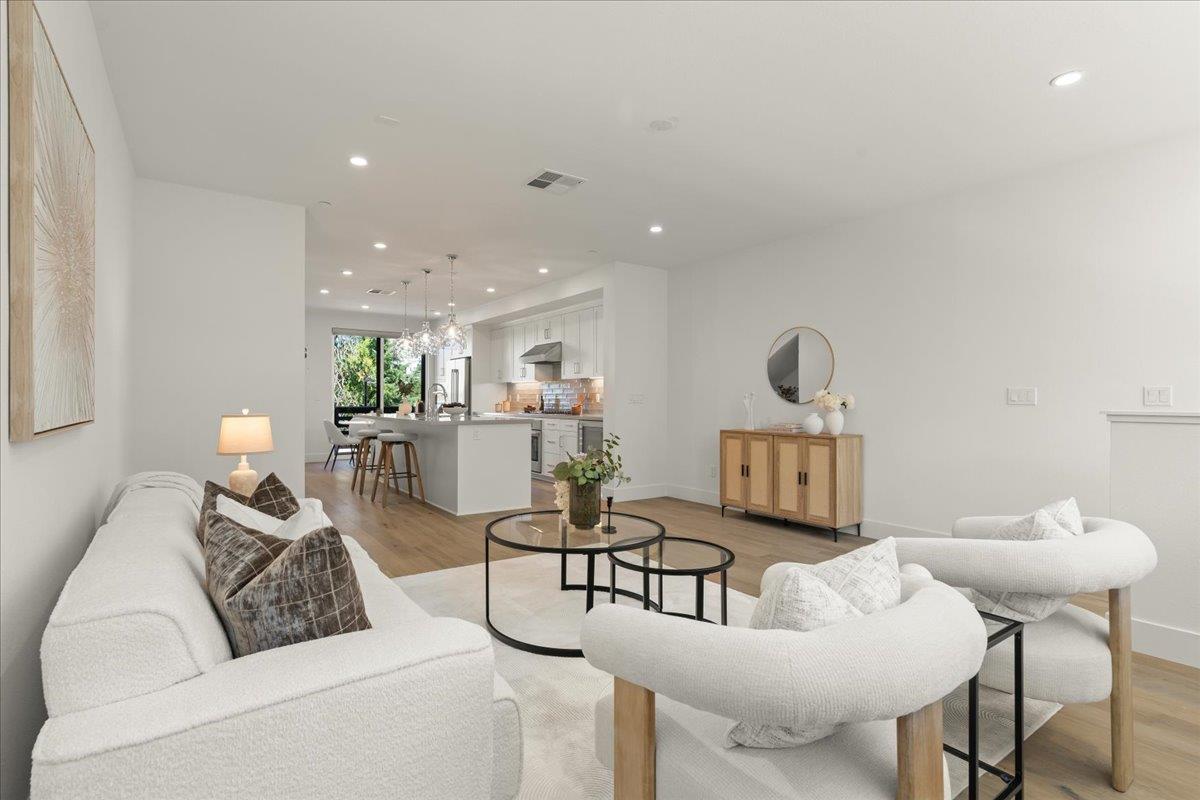 13186 Sepulveda CIR