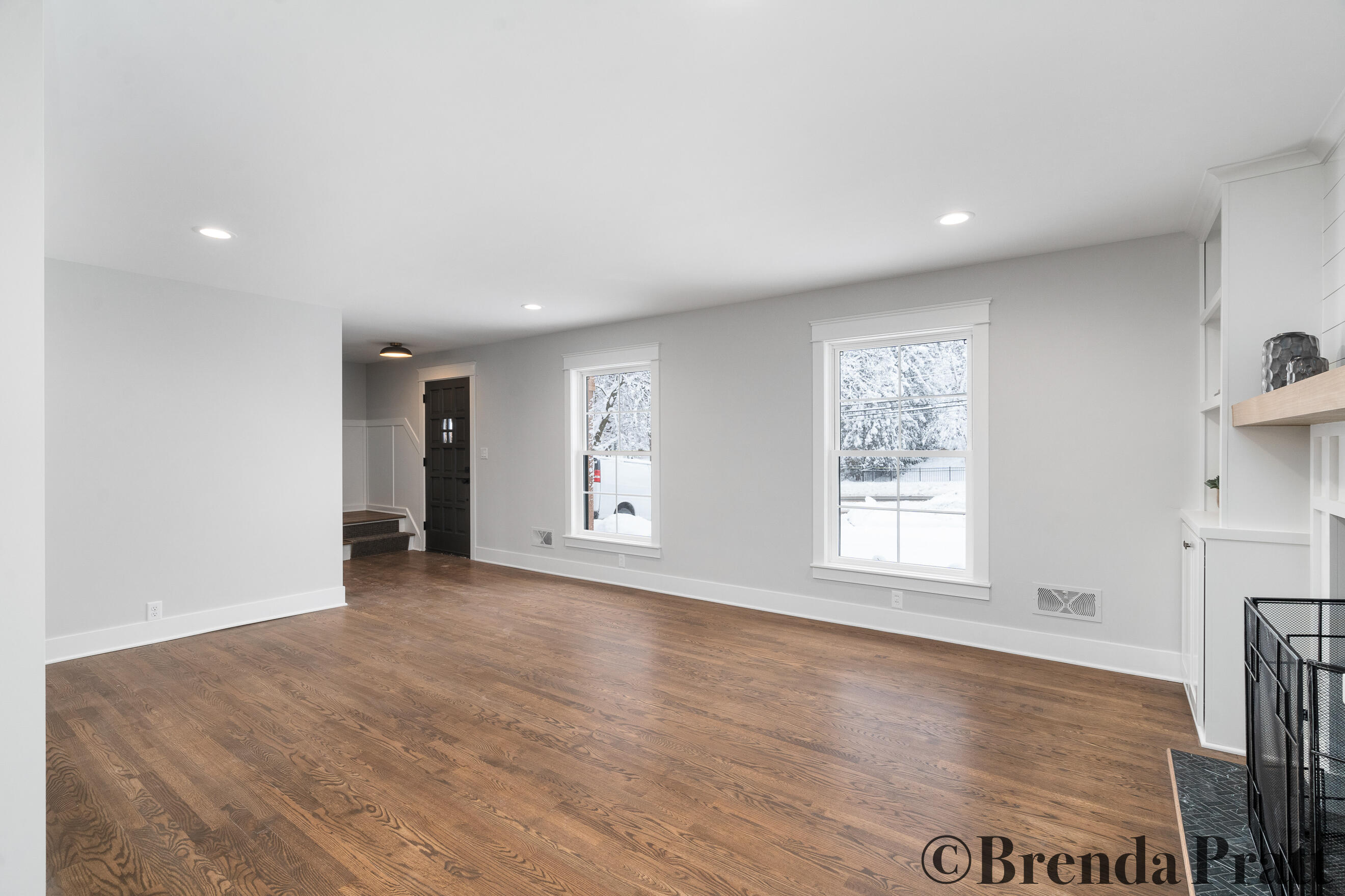 2816 Hall Street SE