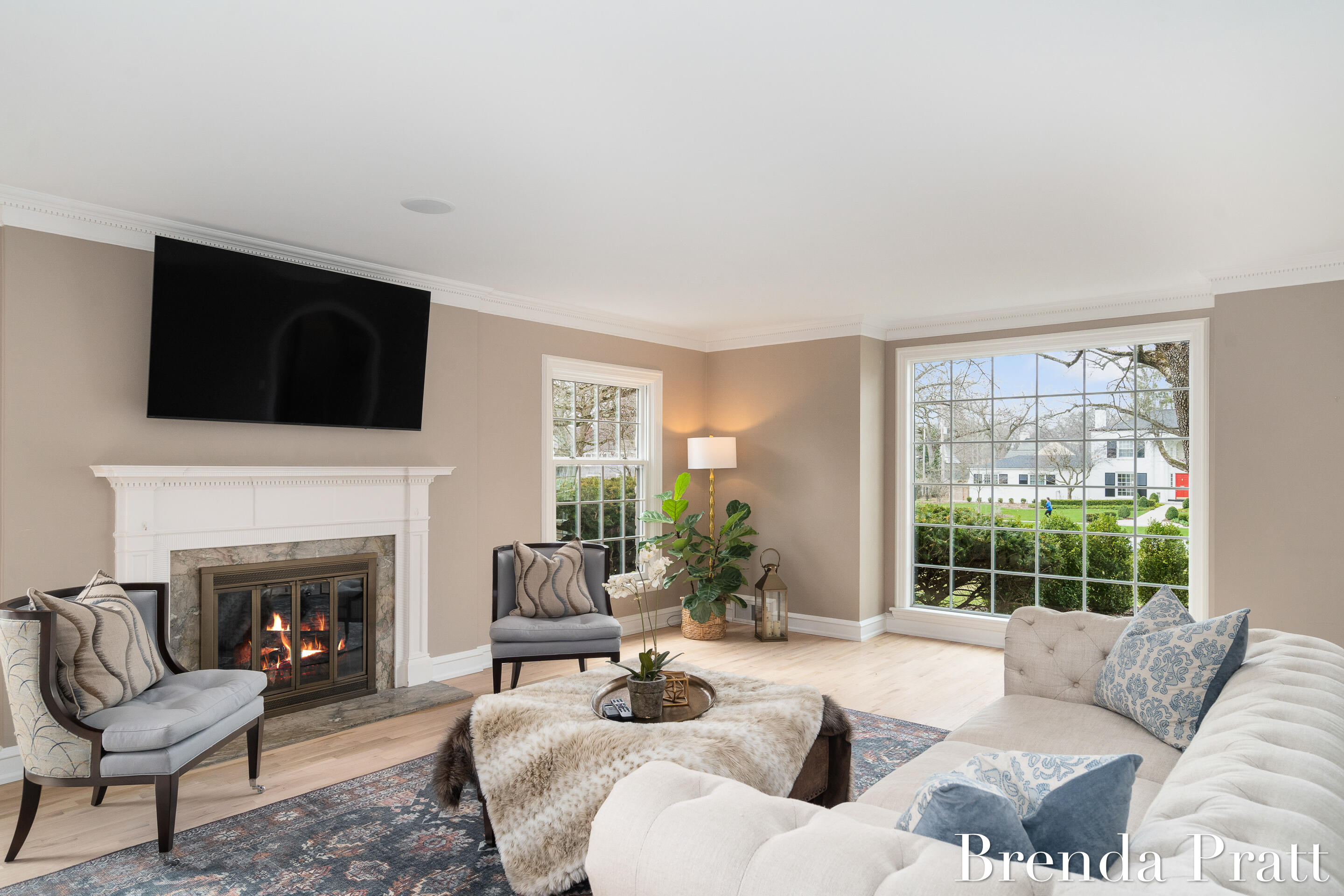 952 Plymouth Avenue SE