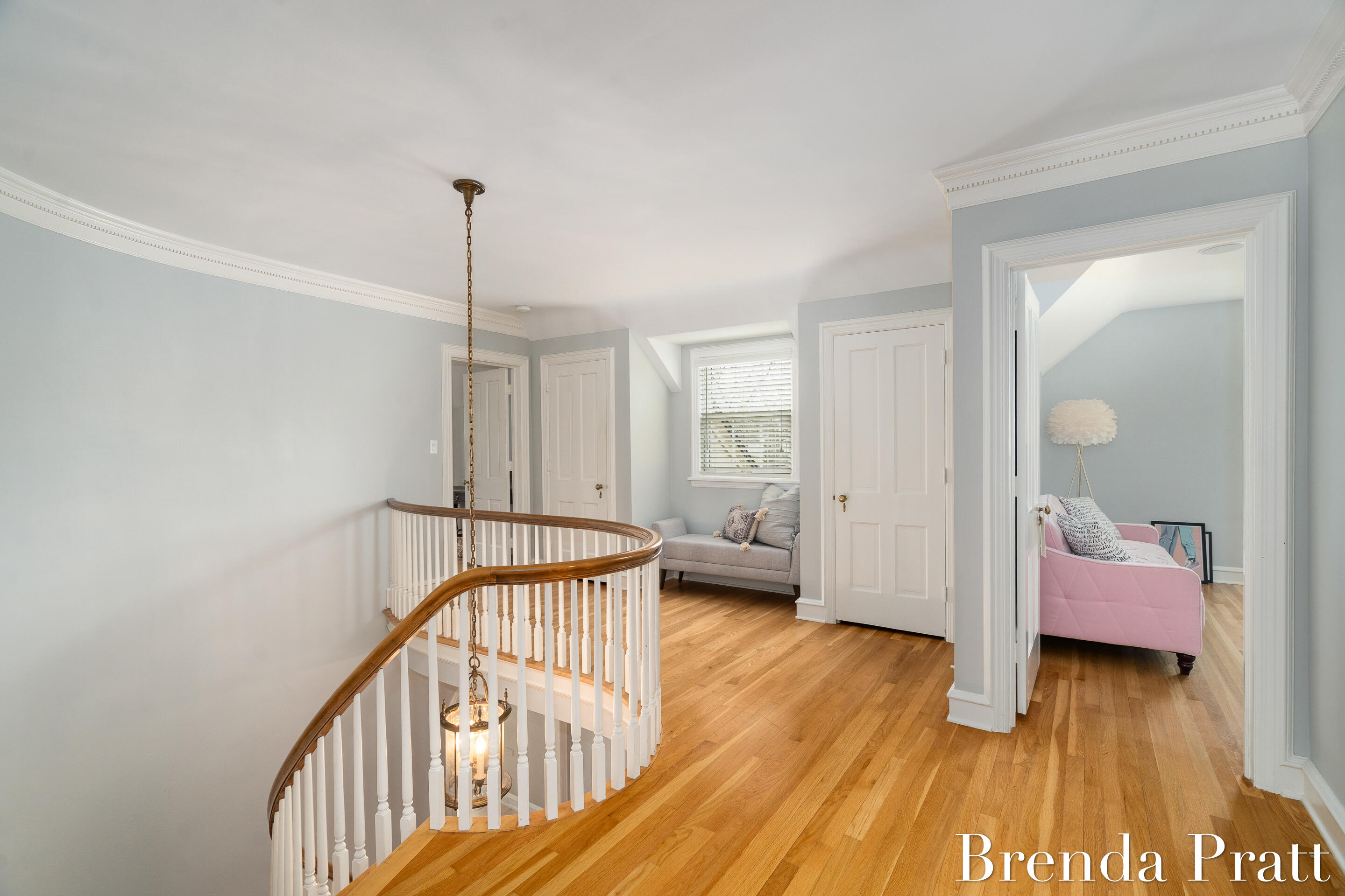 952 Plymouth Avenue SE