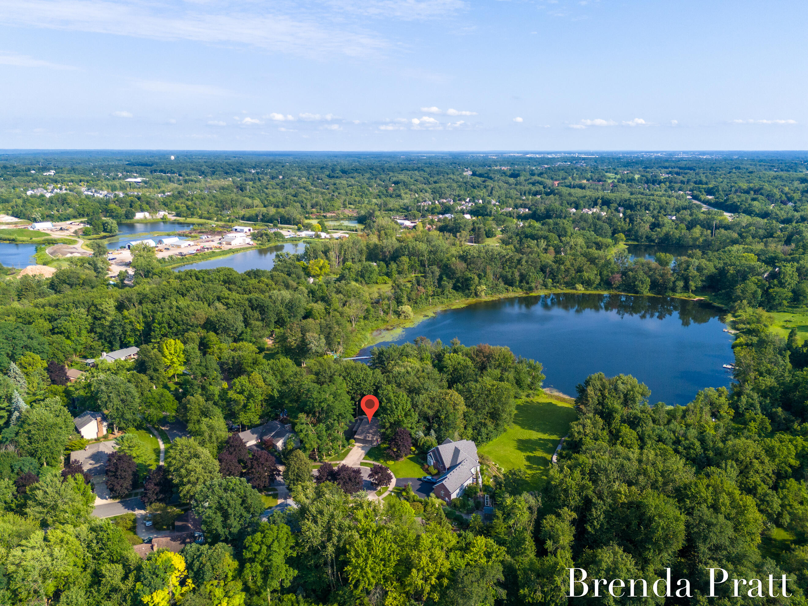 3510 Eastview Drive NE
