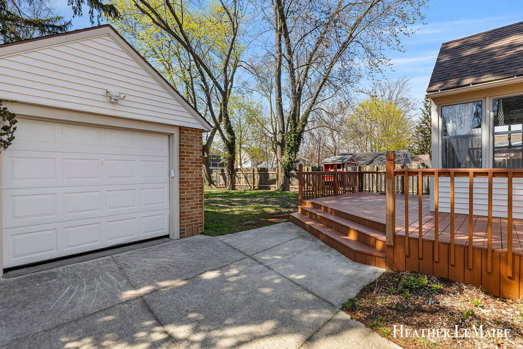 702 Hoyt Street SE