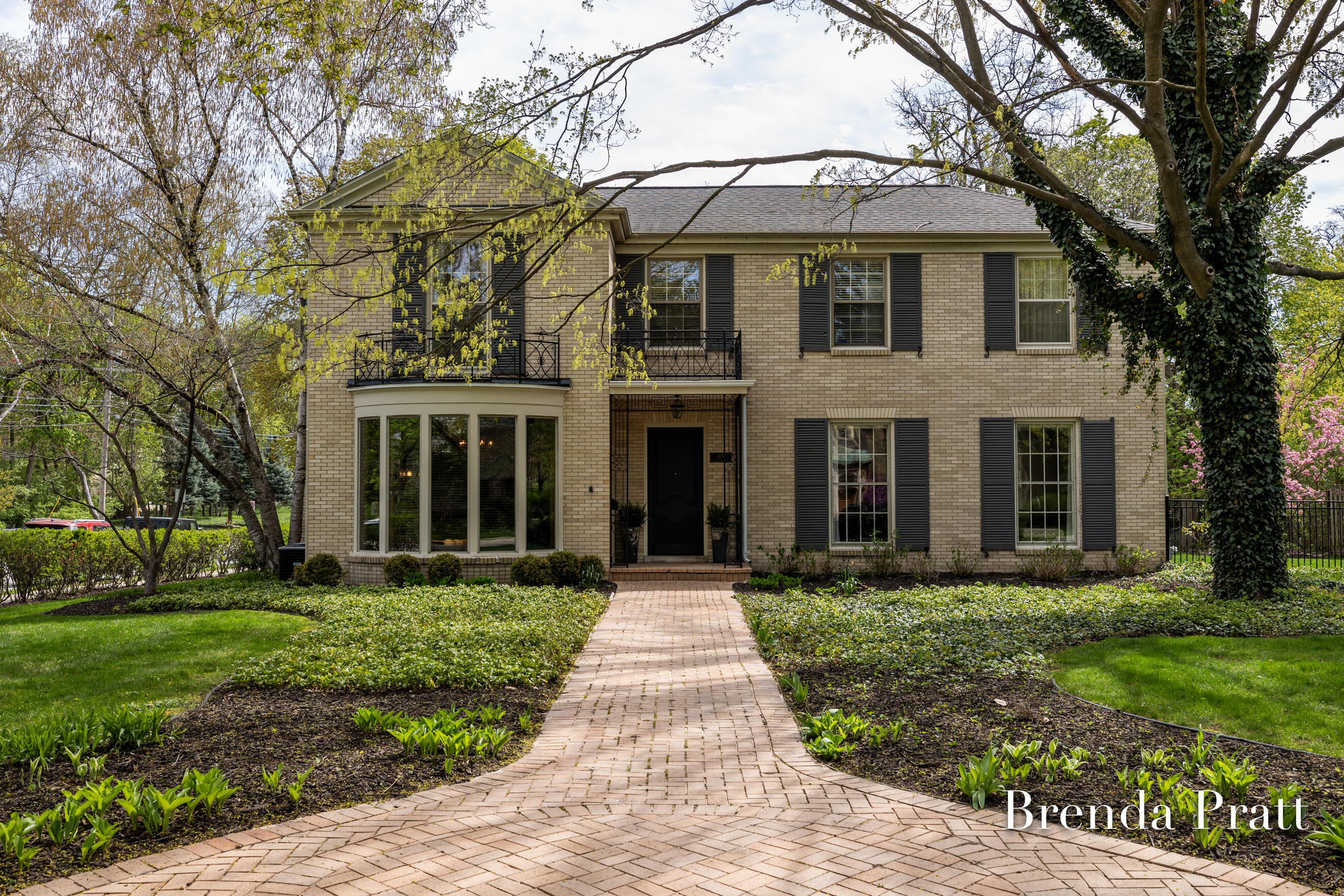 400 Cambridge Boulevard SE