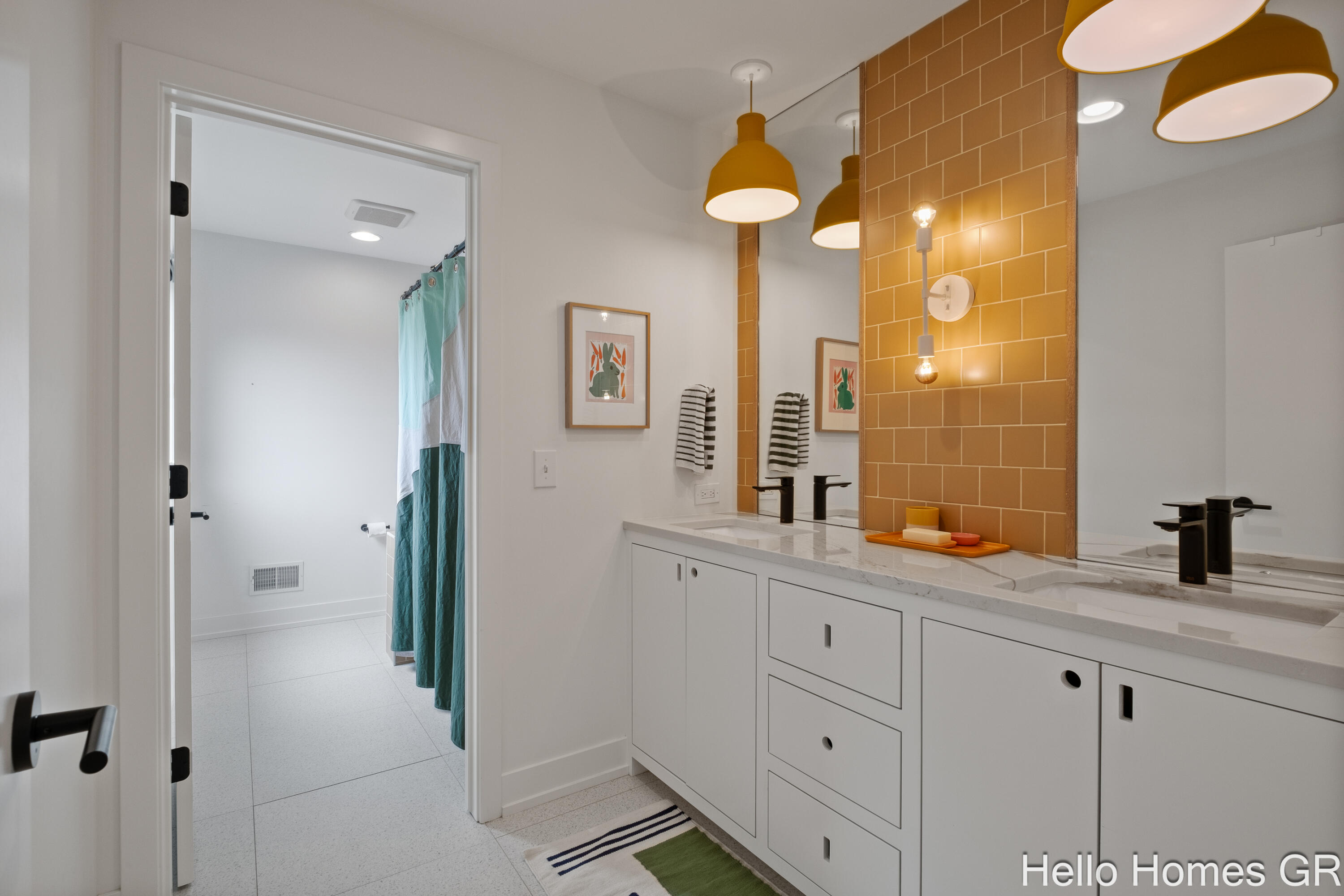 421 Manhattan Road SE