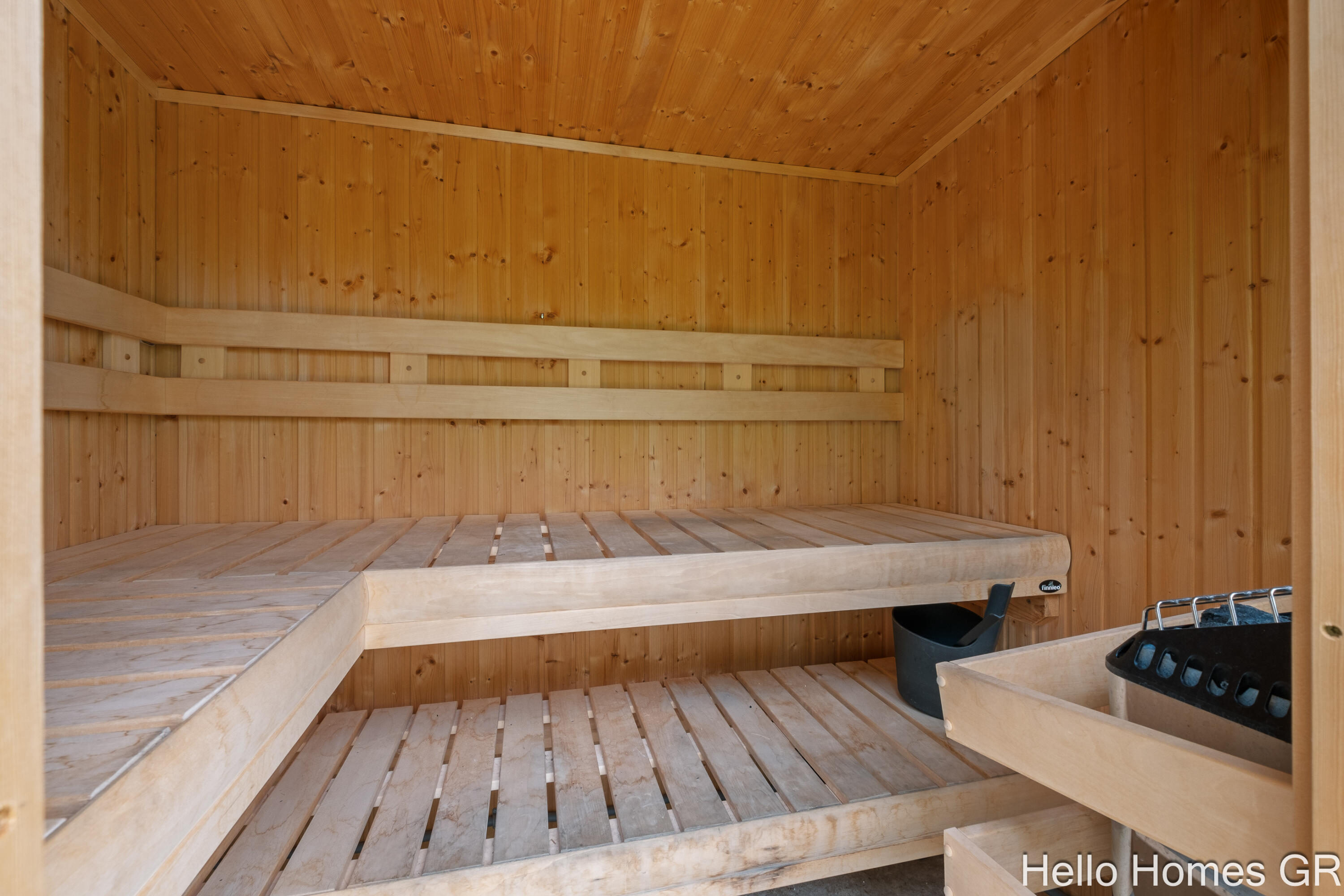 421 Manhattan Road SE