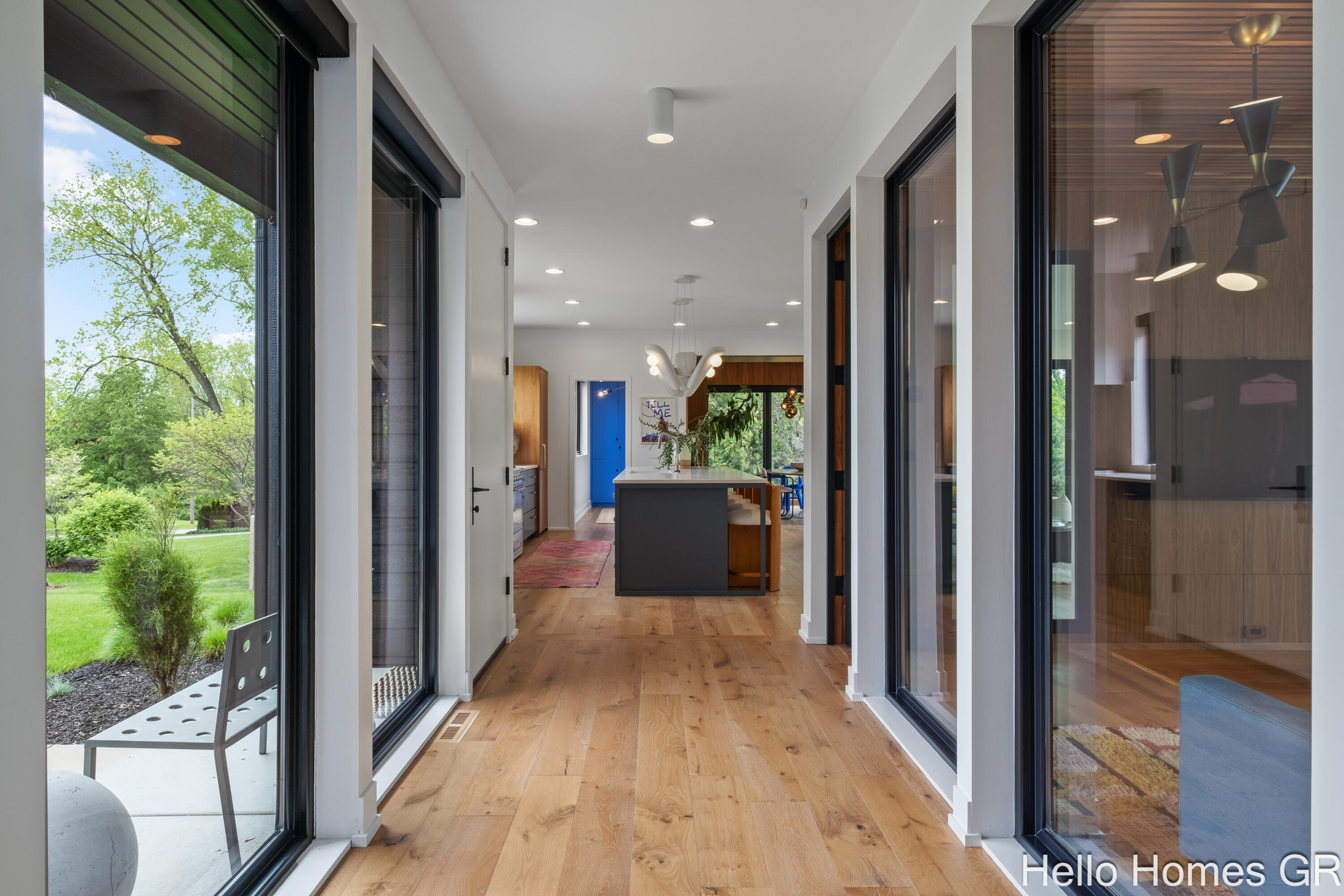 421 Manhattan Road SE