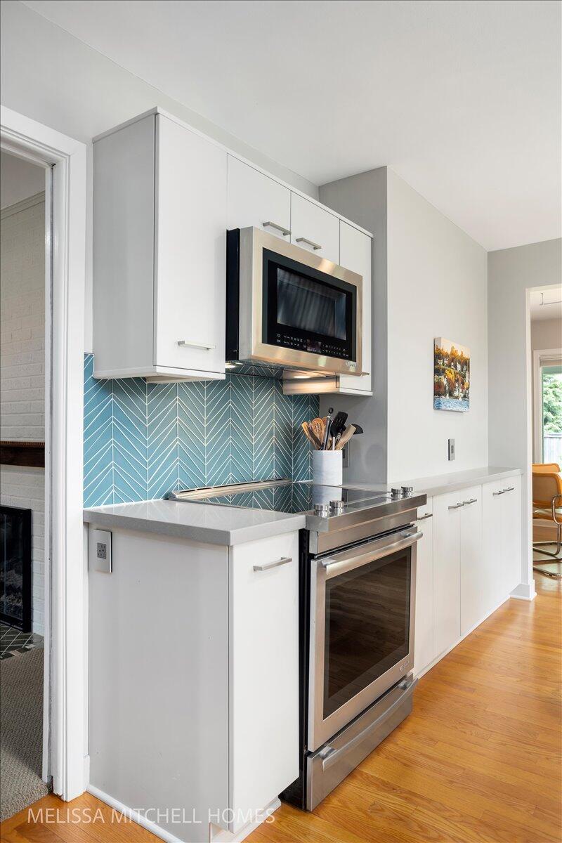 1064 Santa Barbara Drive SE