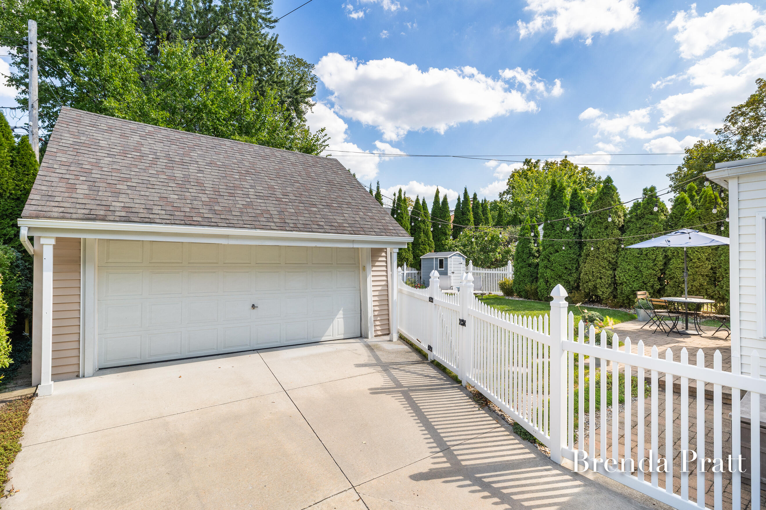1554 Groton Road SE