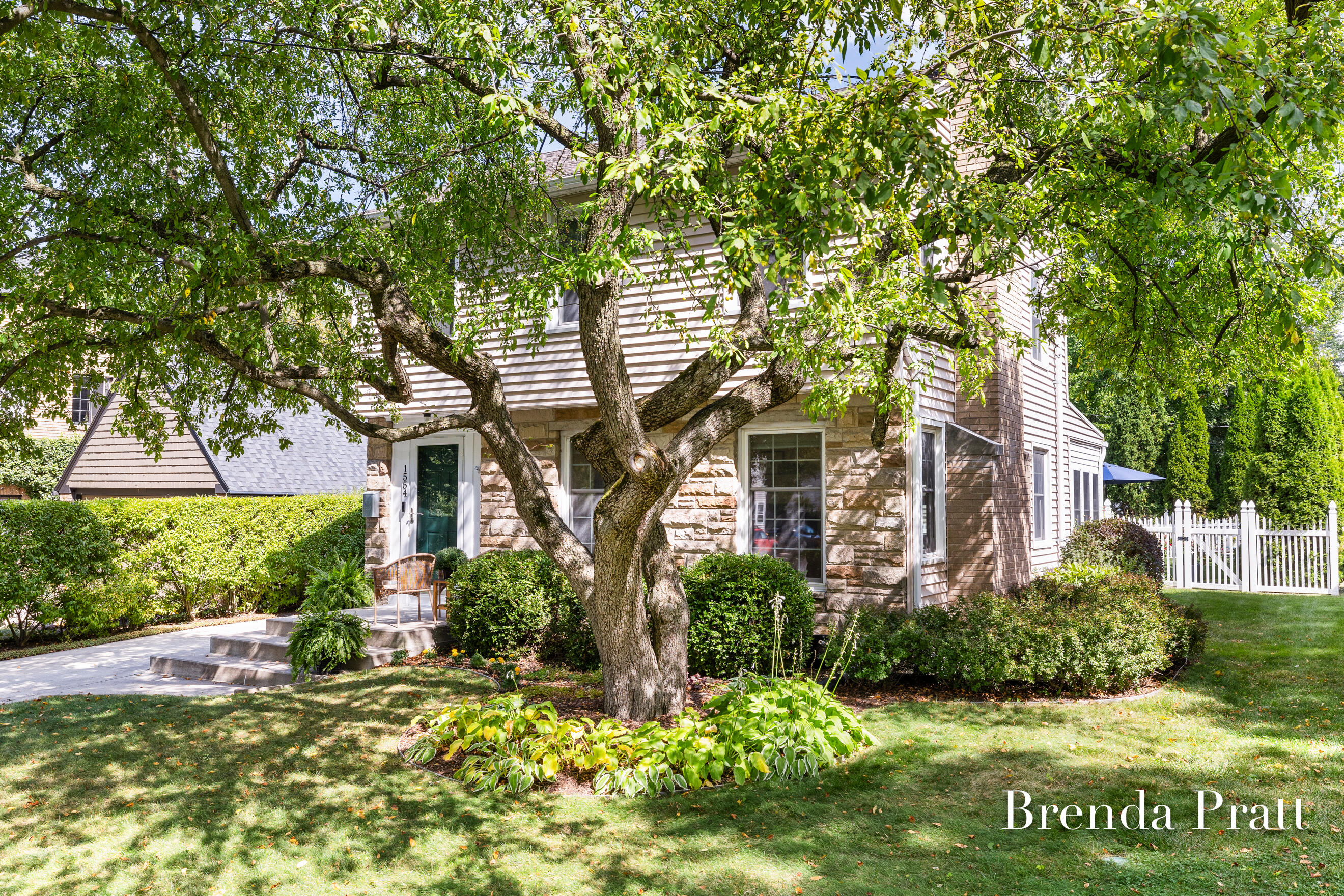 1554 Groton Road SE