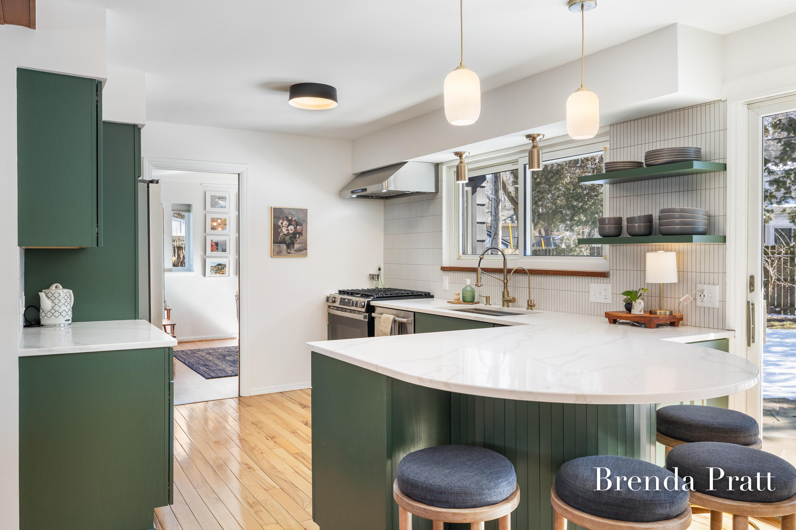 2320 Elmwood Drive SE