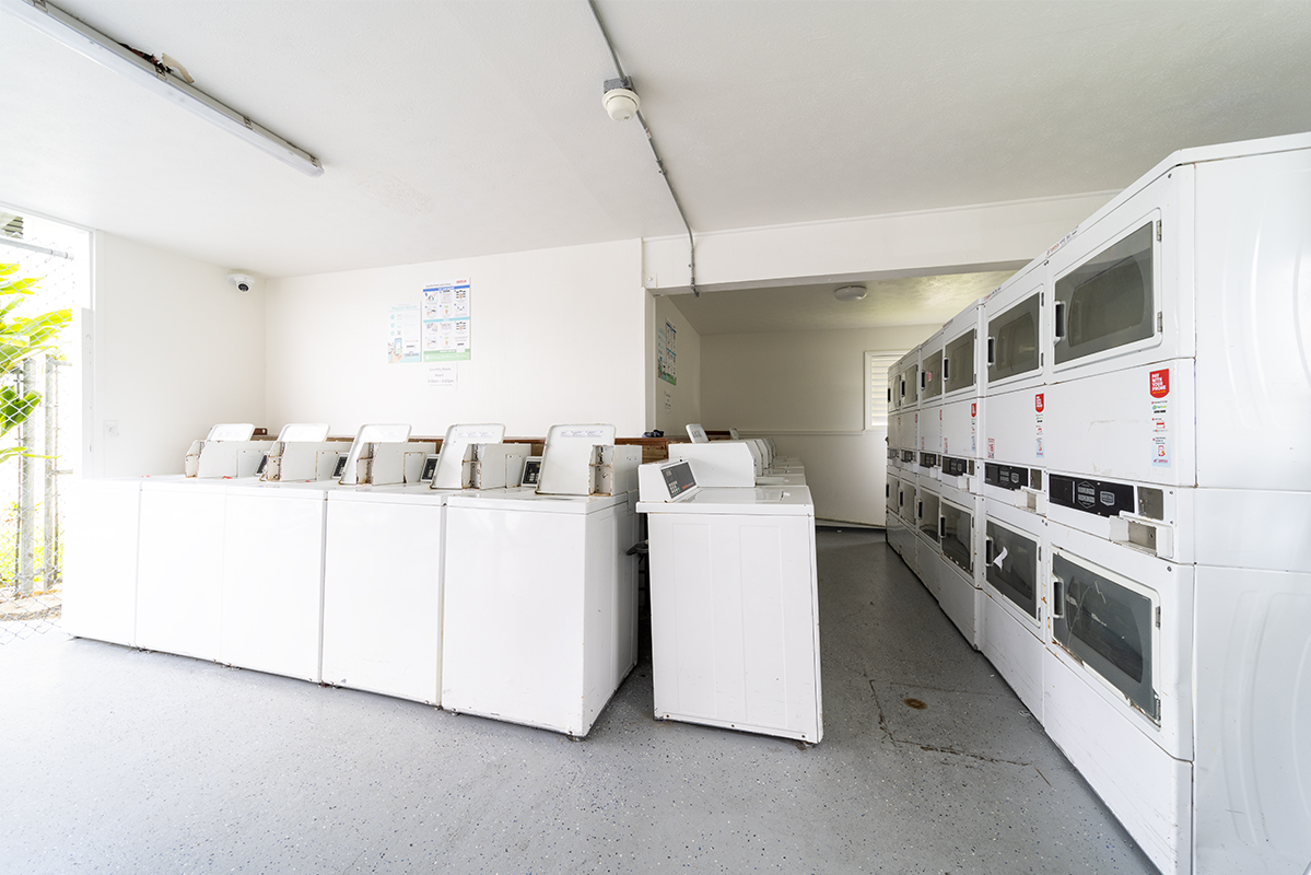 485 WAIANUENUE AVE F144