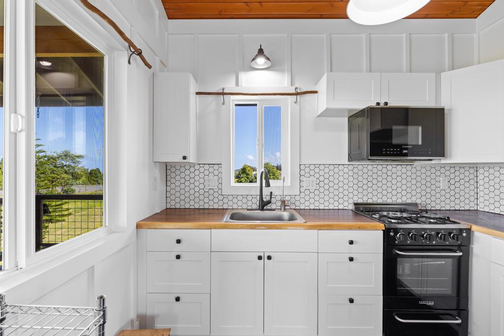 29-2584 KAIWIKI HOMESTEAD RD