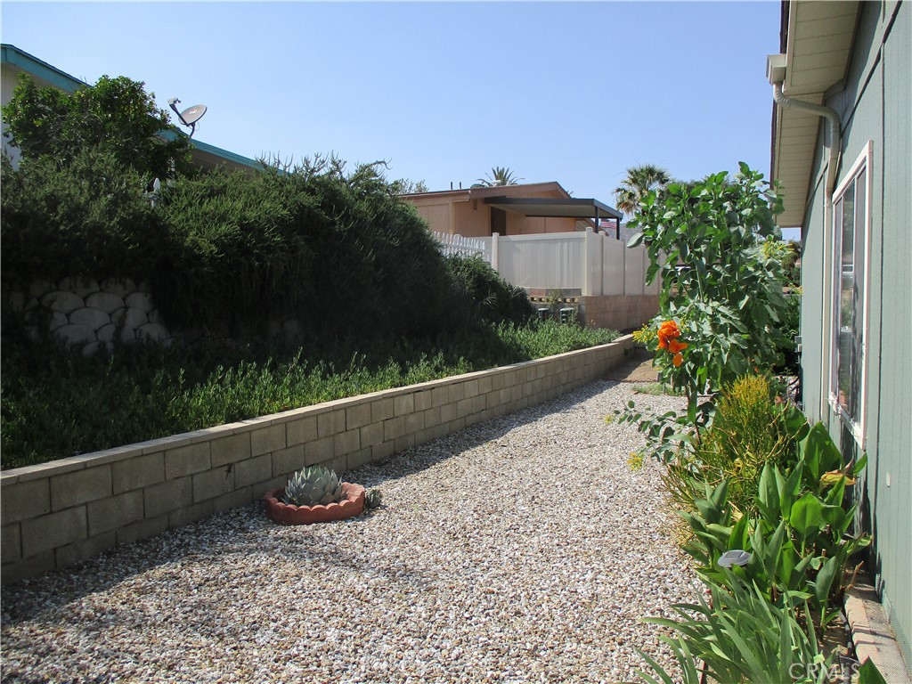 24515 California Avenue 21