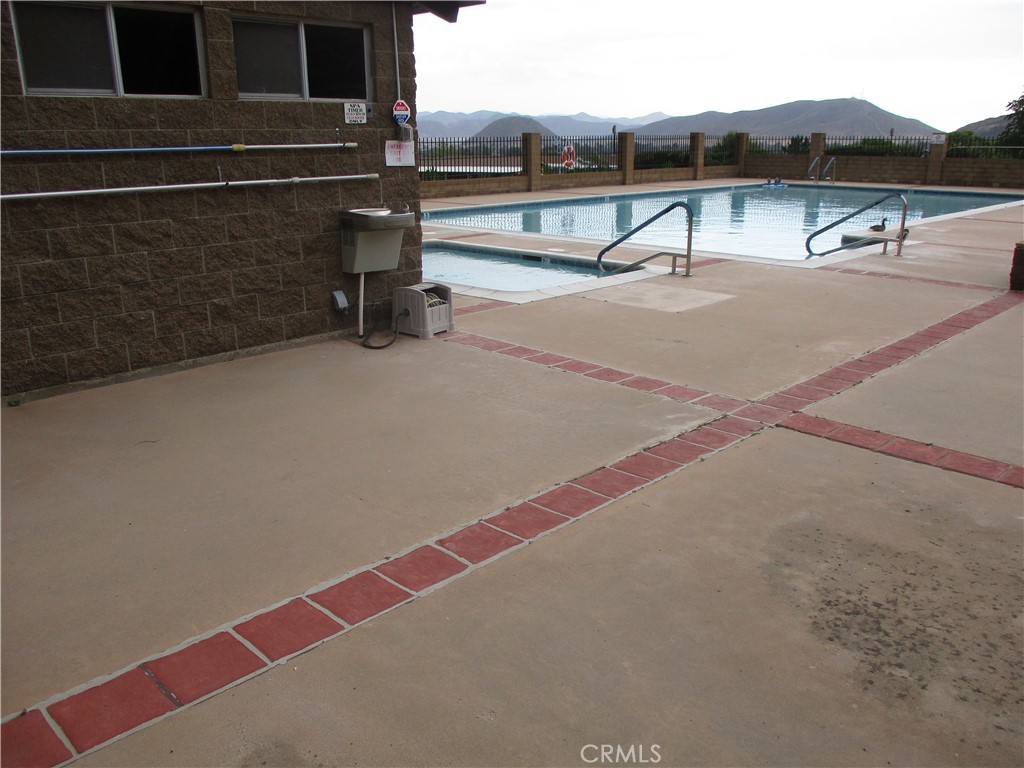 24515 California Avenue 21