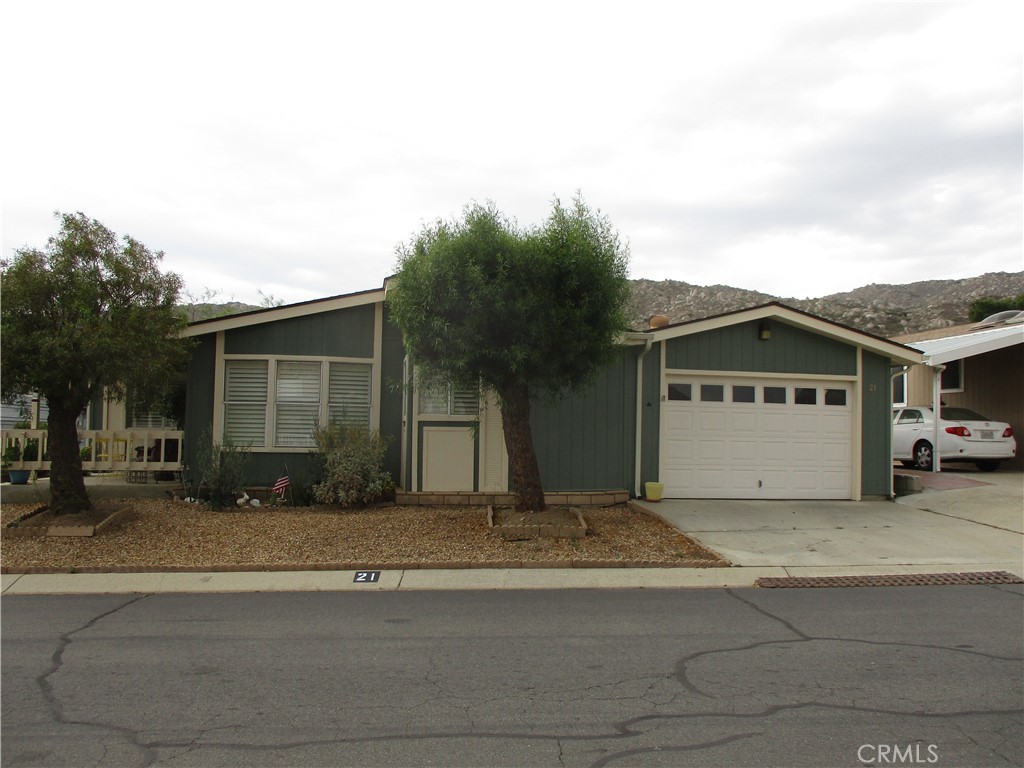 24515 California Avenue 21