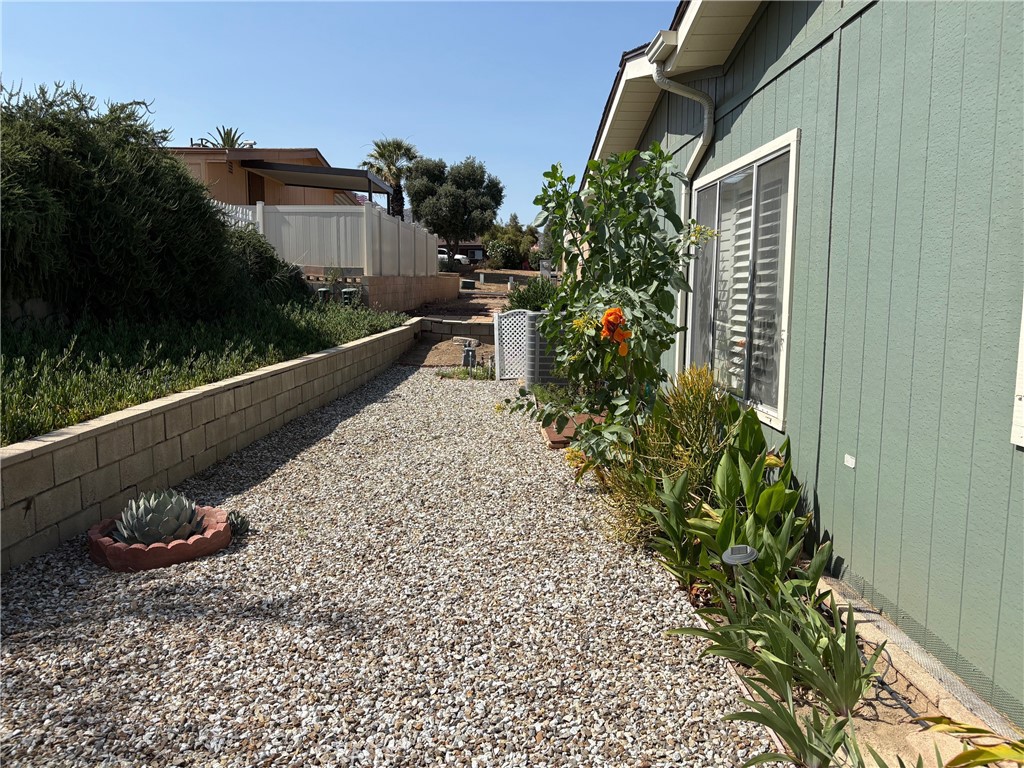 24515 California Avenue 21