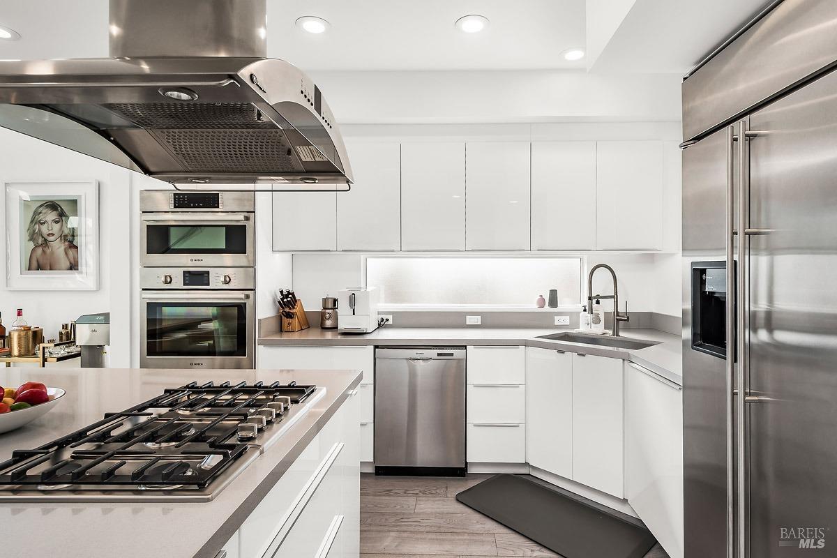 50 Cresta Drive Unit: 6