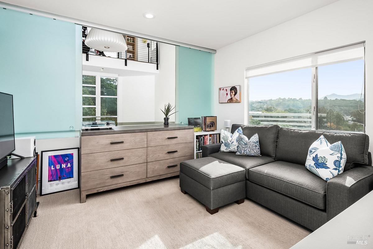 50 Cresta Drive Unit: 6