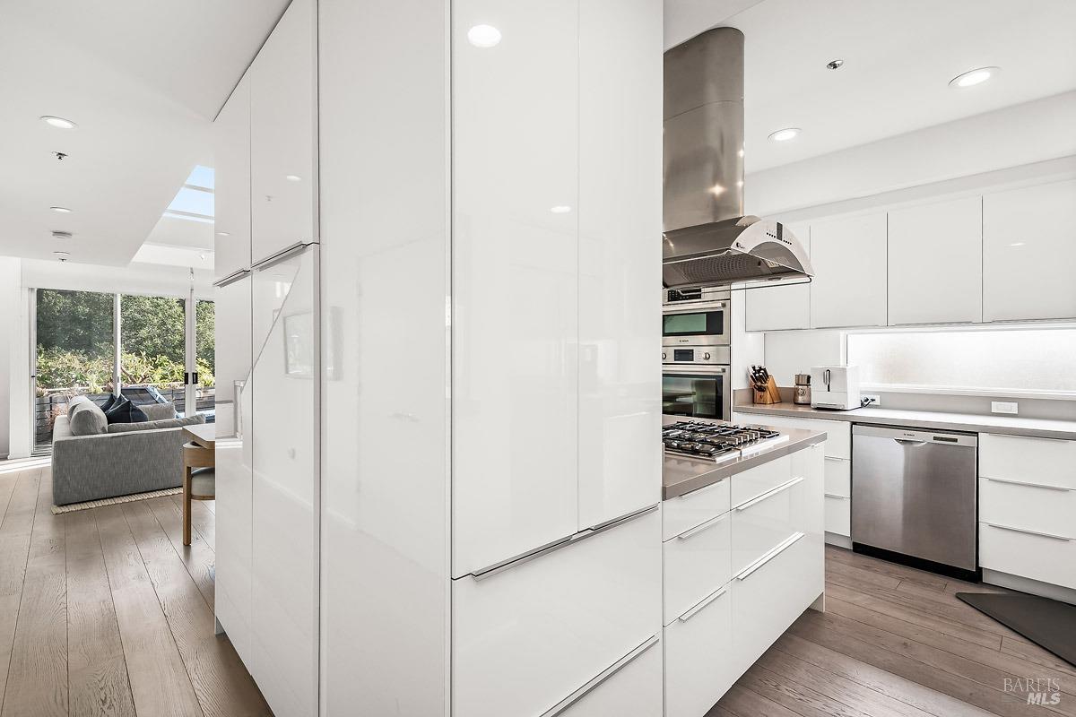 50 Cresta Drive Unit: 6