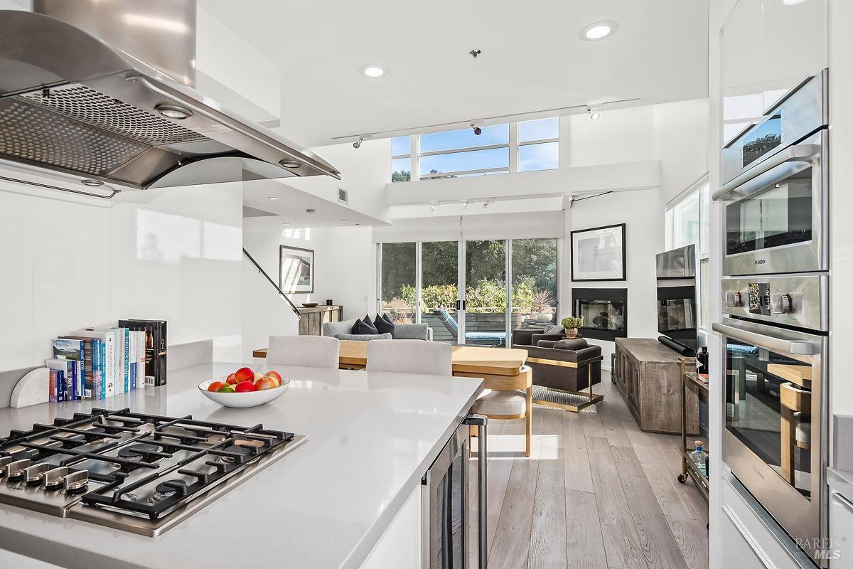 50 Cresta Drive Unit: 6