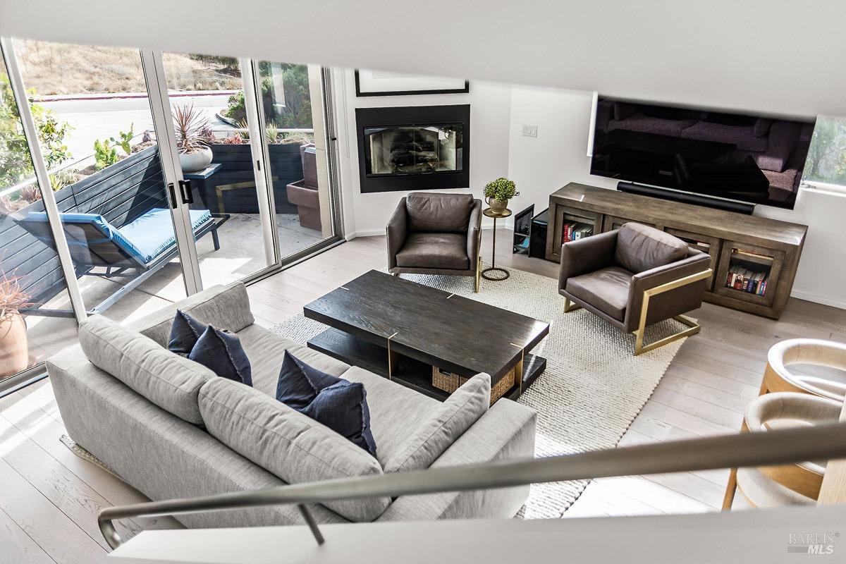 50 Cresta Drive Unit: 6