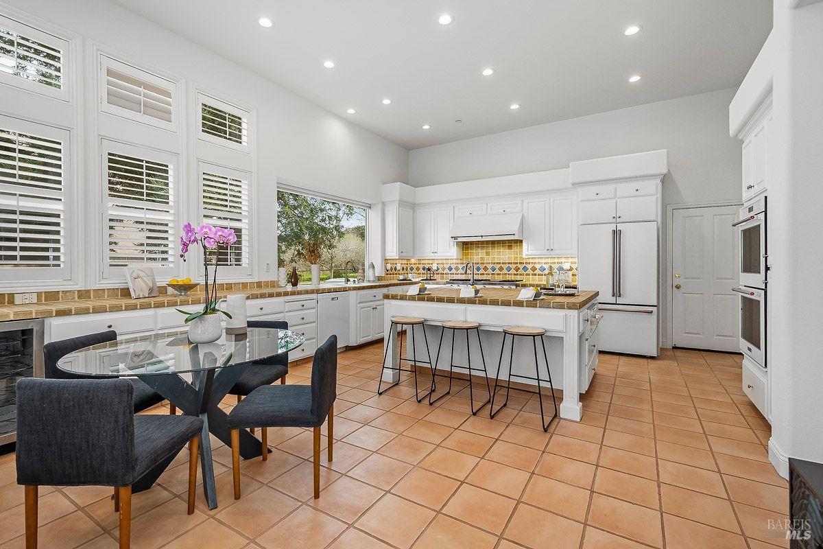 1821 Sleepy Hollow Ln