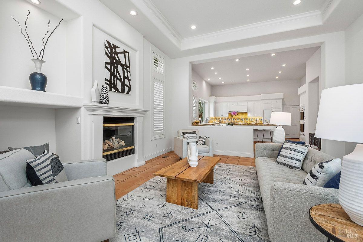 1821 Sleepy Hollow Ln