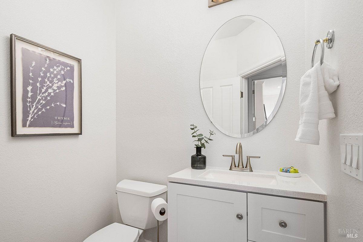 1821 Sleepy Hollow Ln