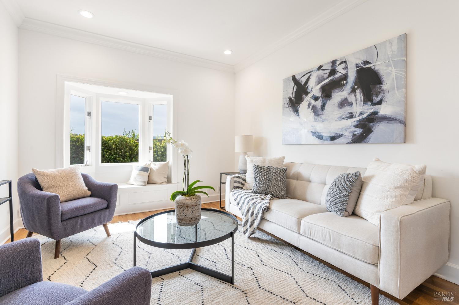50 Milland Dr