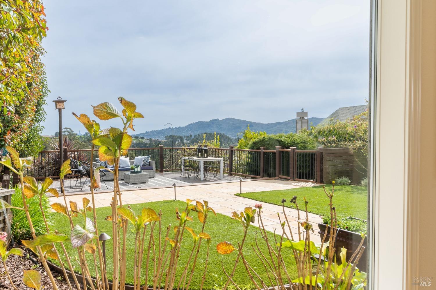 50 Milland Dr