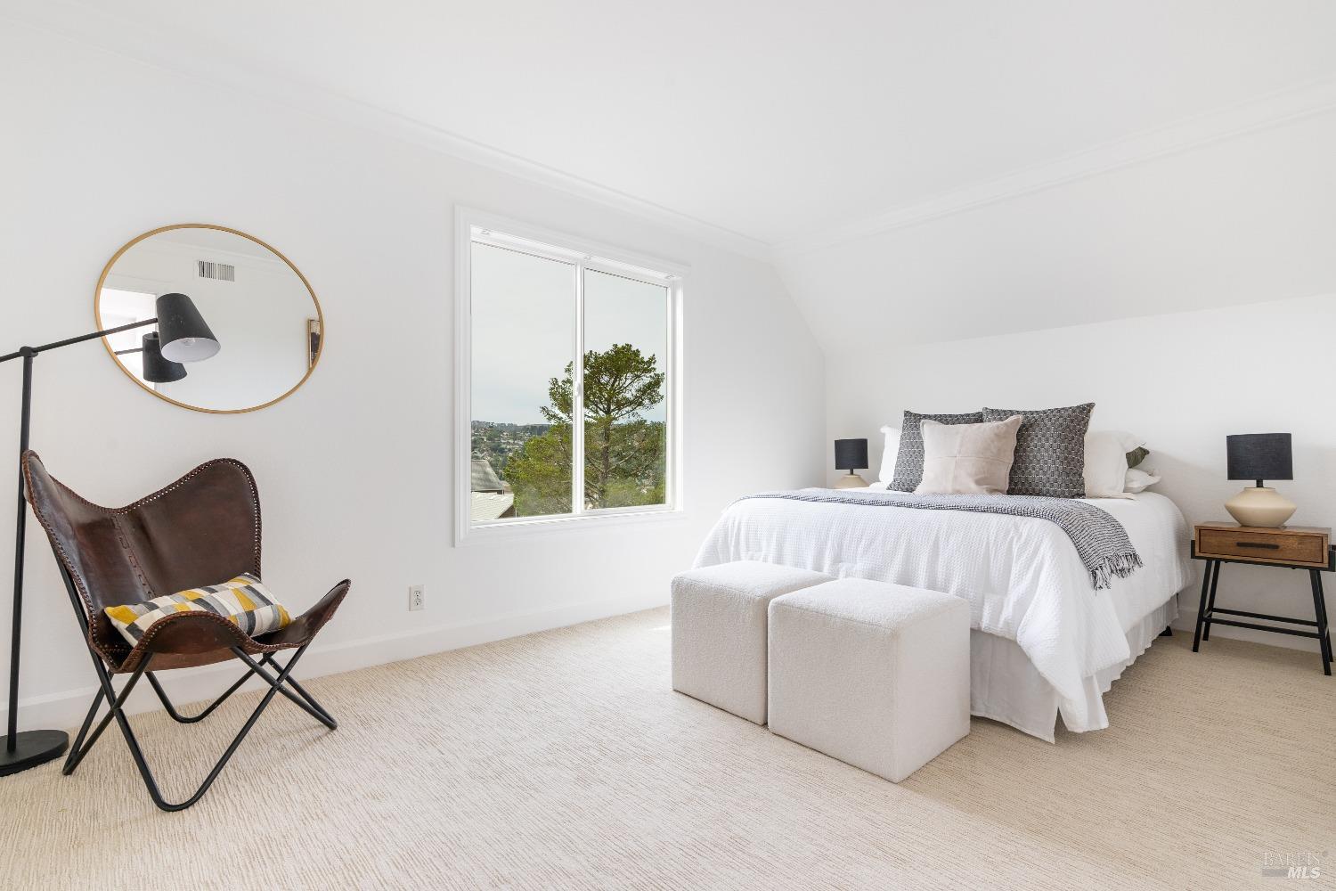 50 Milland Dr