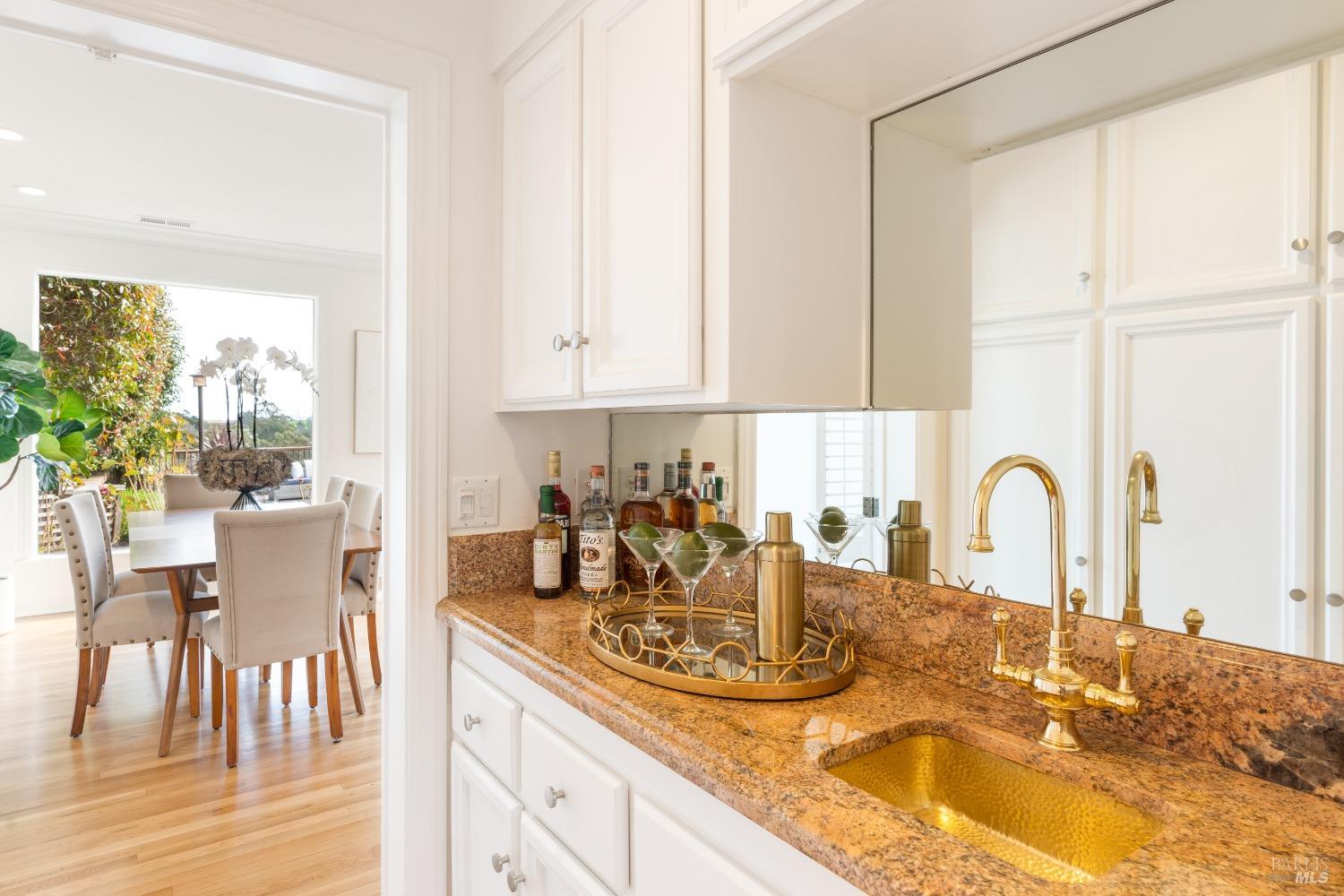 50 Milland Dr