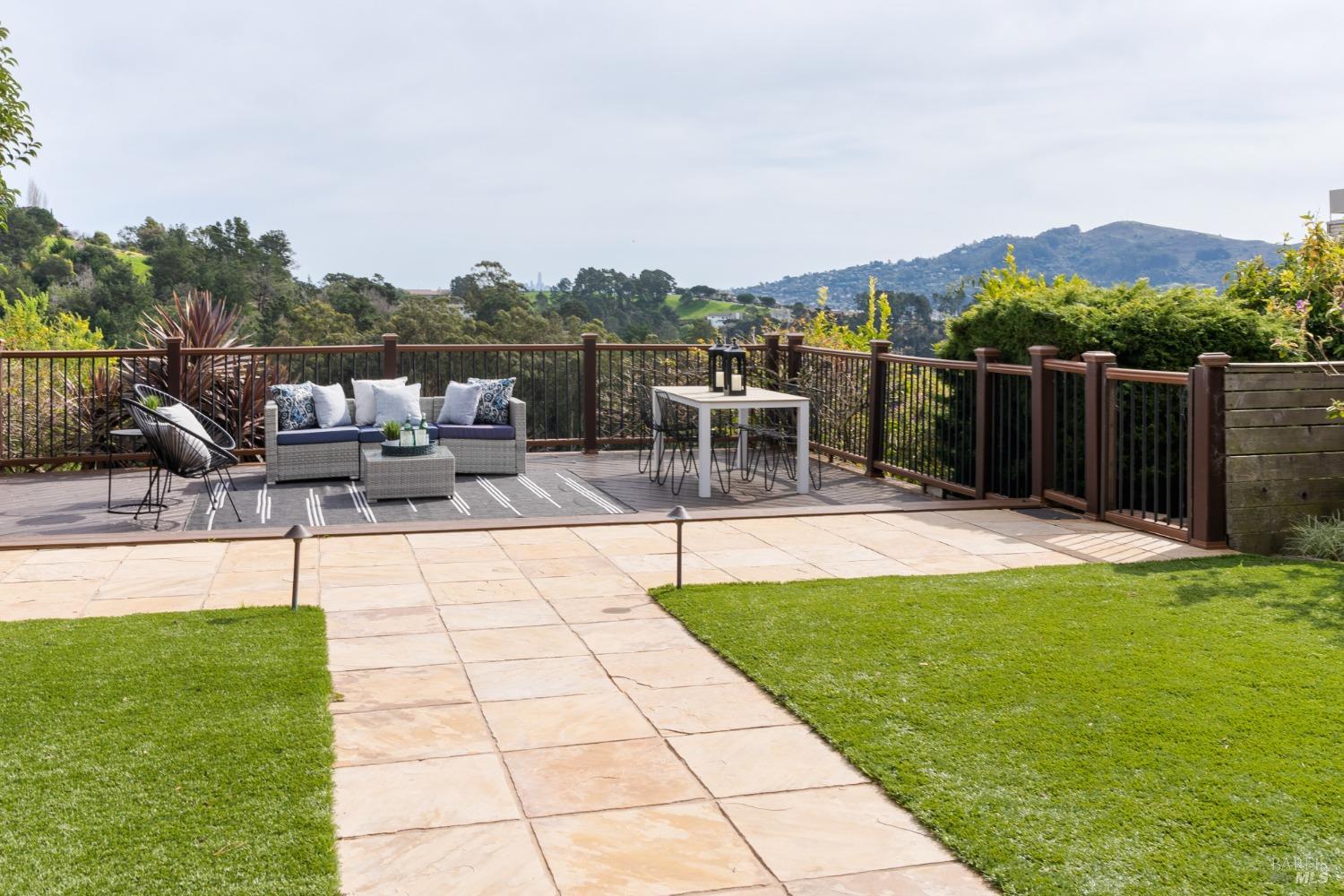 50 Milland Dr