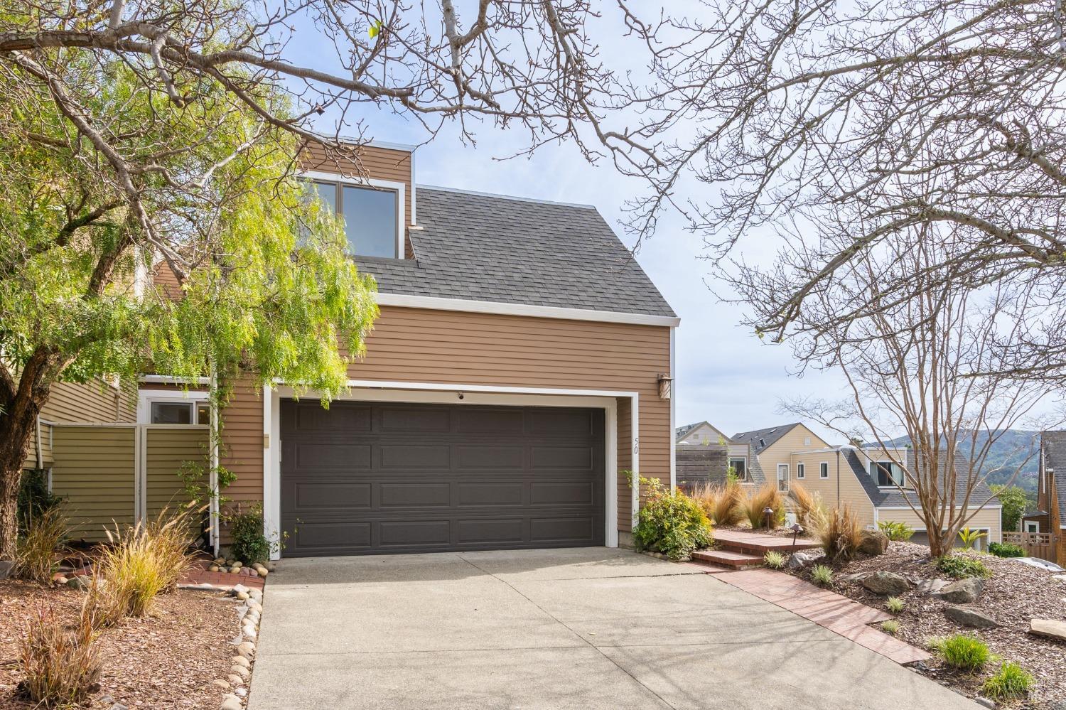 50 Milland Dr