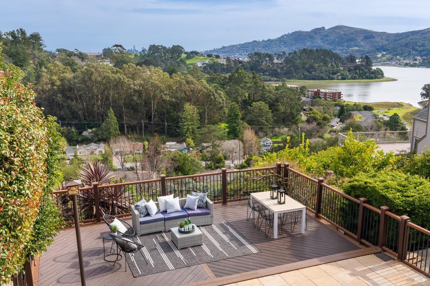 50 Milland Dr