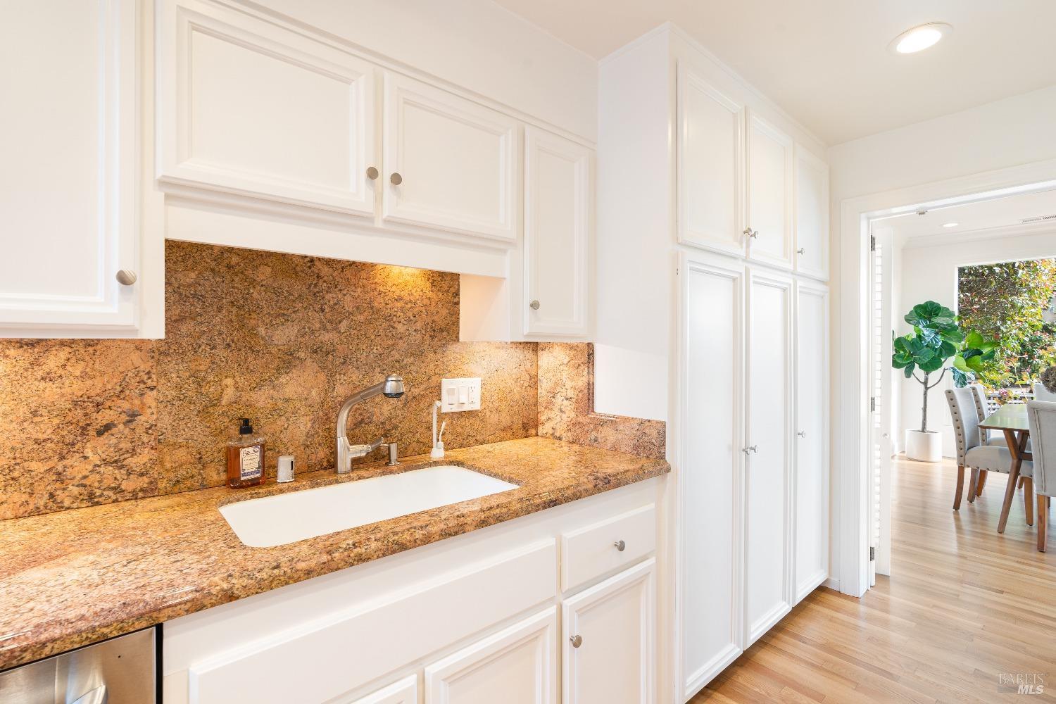 50 Milland Dr