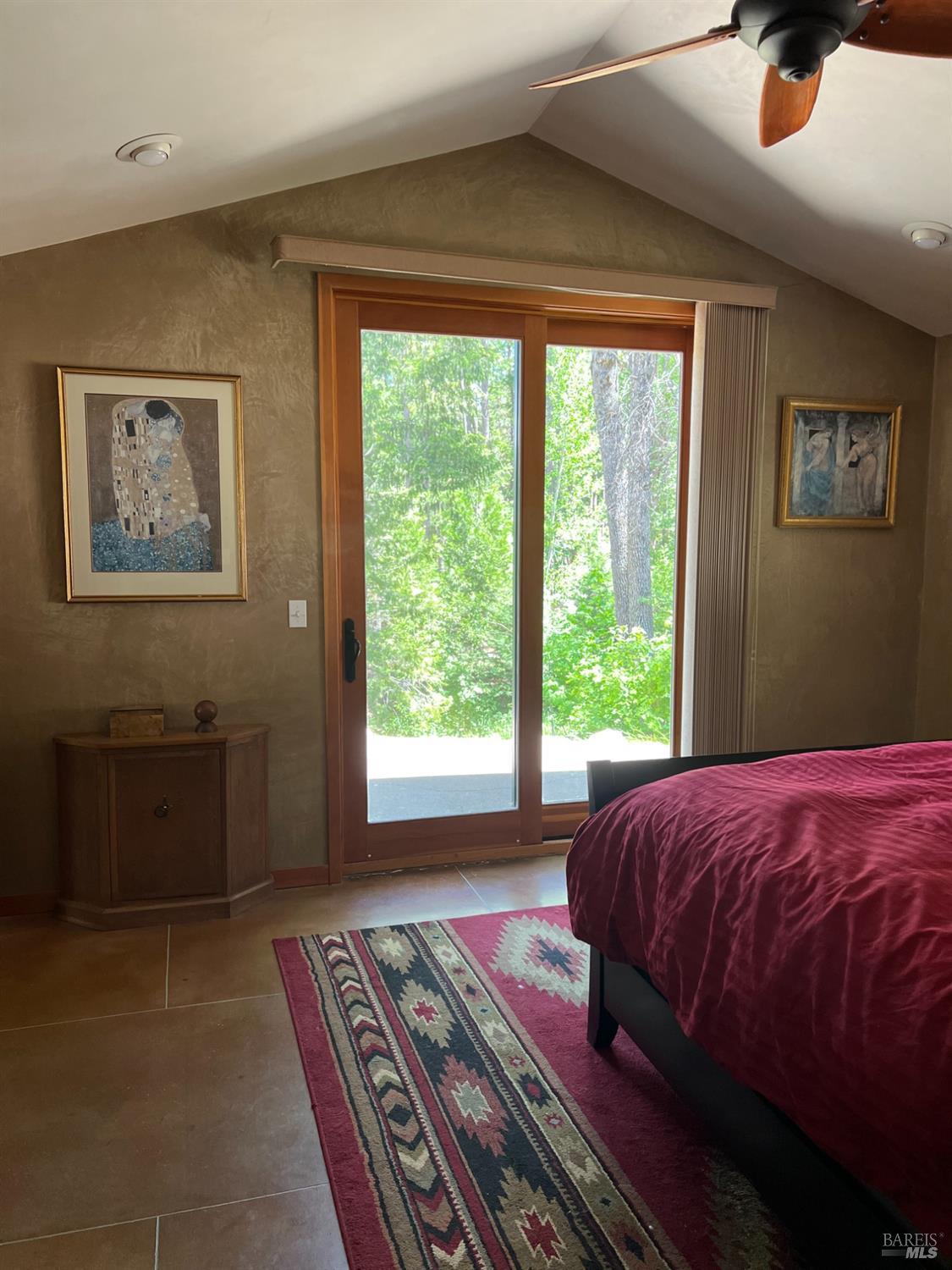 4152 S Summit View Dr