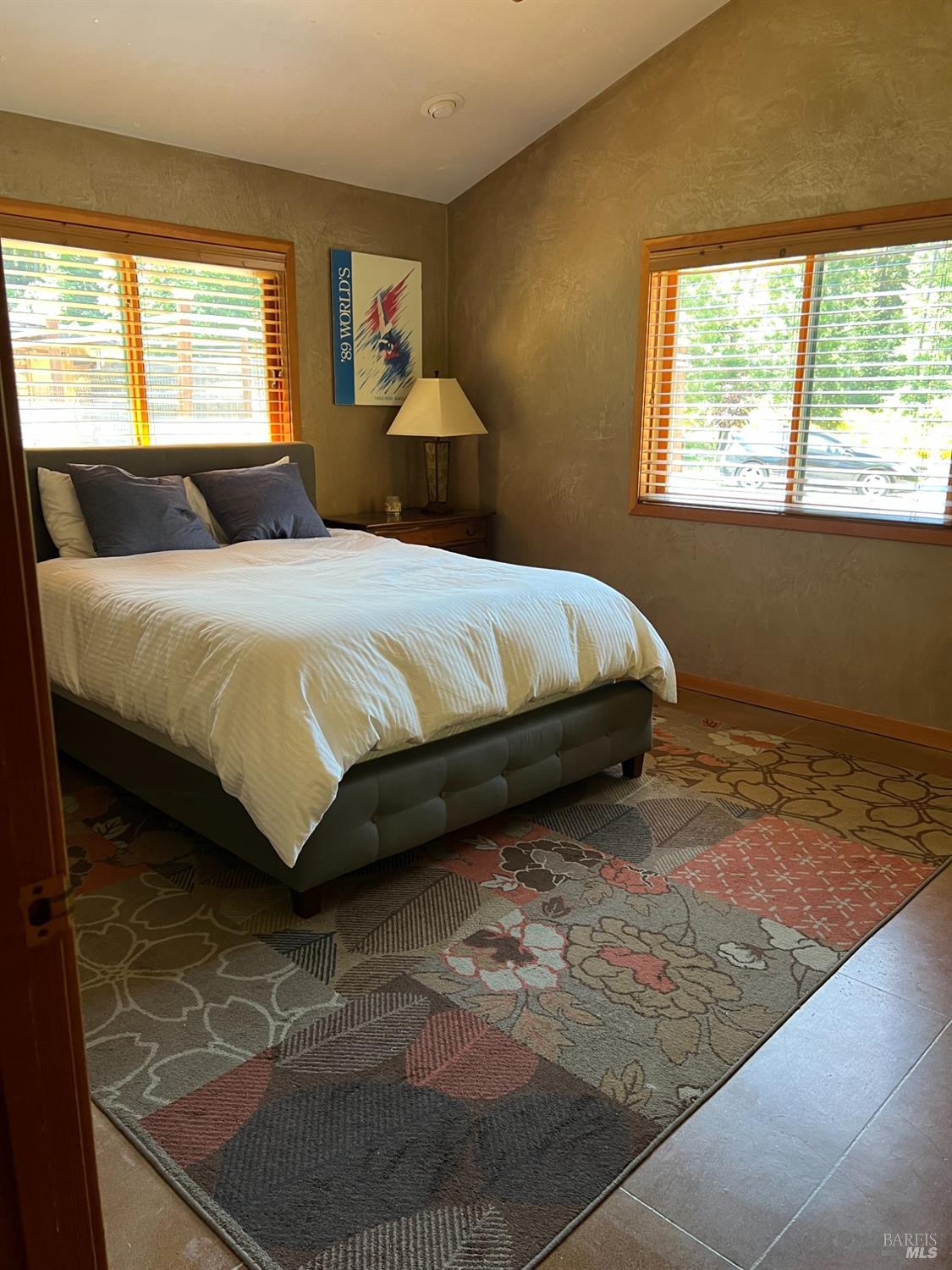 4152 S Summit View Dr