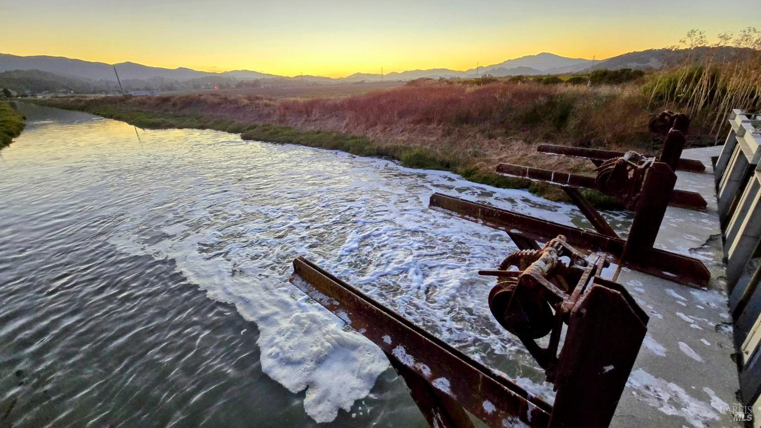 926 Bel Marin Keys Blvd