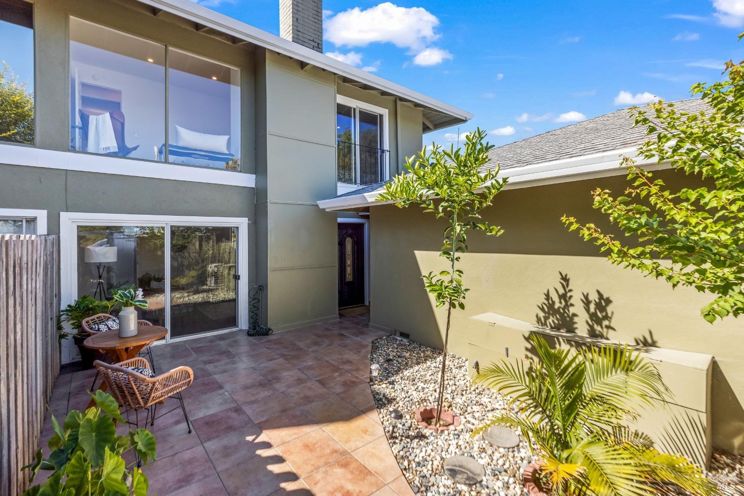 926 Bel Marin Keys Blvd