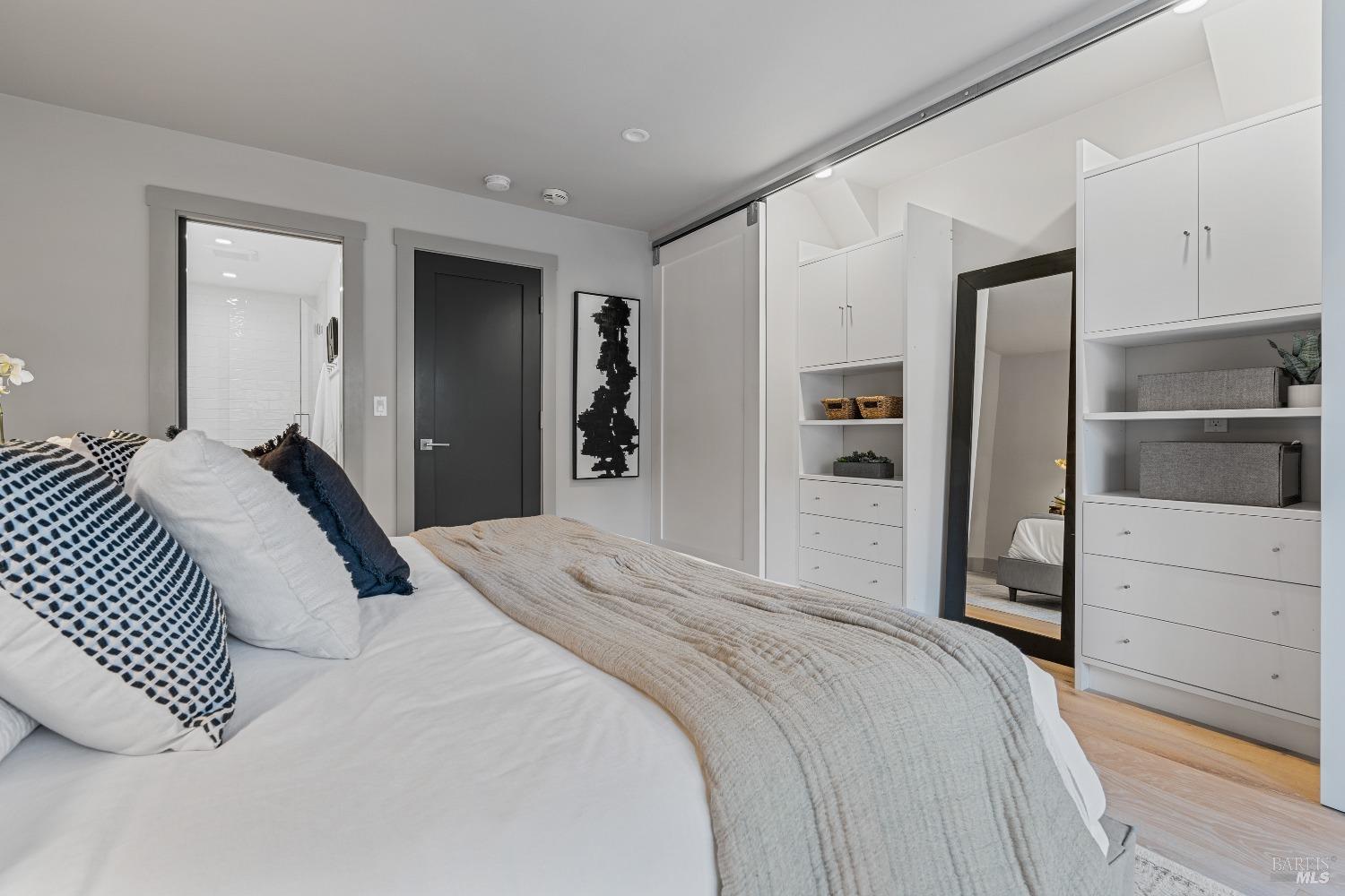 13 Prairie Falcon Dr