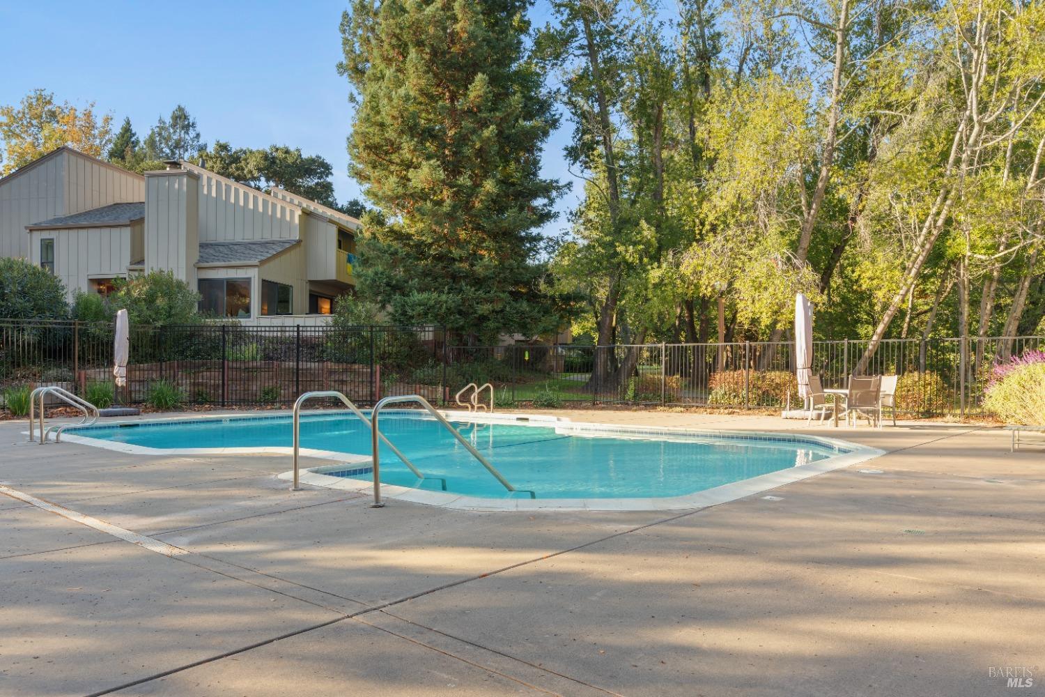 13 Prairie Falcon Dr