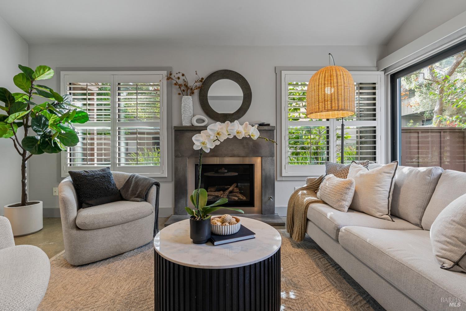 13 Prairie Falcon Dr