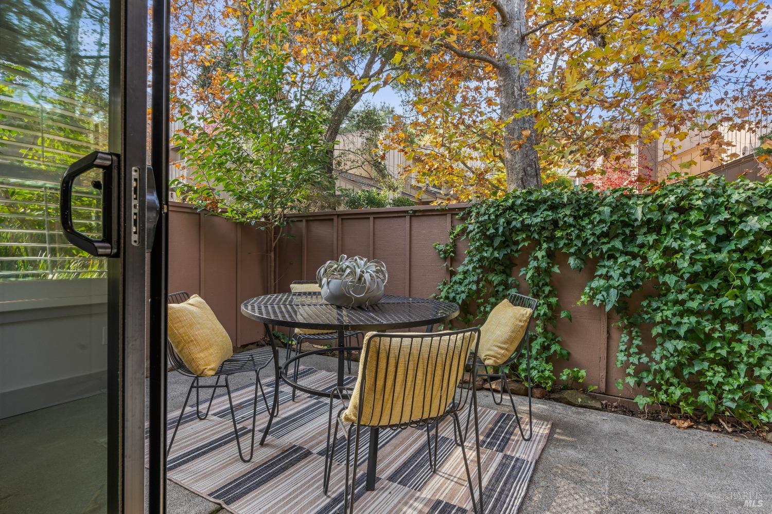 13 Prairie Falcon Dr